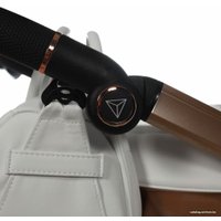 Универсальная коляска Junama Glow V2 (2 в 1, белая кожа/медь)