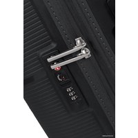 Чемодан-спиннер American Tourister Starvibe Black 67 см