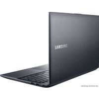 Ноутбук Samsung ATIV Book 8 (NP880Z5E-X01RU)