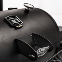 Гриль с коптильней Oklahoma Joe's Highland Reverse Flow