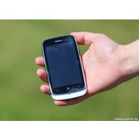 Телефон Nokia Lumia 610