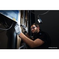 Фонарь Bosch GLI 12V-330 (без аккумулятора и ЗУ)