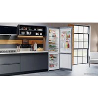 Холодильник Hotpoint HTS 8202I MX O3
