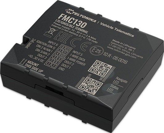 

Автомобильный GPS-трекер Teltonika FMC130