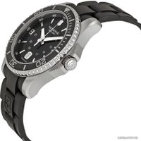 Наручные часы Victorinox Maverick 241698