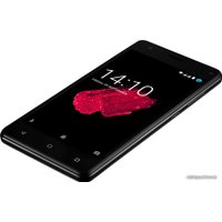 Телефон Prestigio Grace P5 (черный)