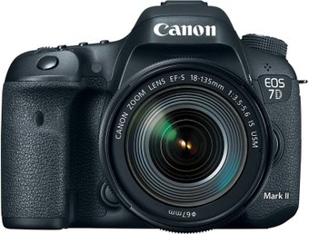 Canon EOS 7D Mark II Kit 18-135mm IS USM