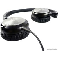 Наушники SoundMagic PORTABLE HEADPHONES P30