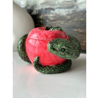 Ароматическая свеча Gentle Art Змейка Пряный глинтвейн (хлопковый фитиль)