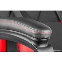 Игровое (геймерское) кресло Genesis Nitro 330/SX33 (черный/красный)