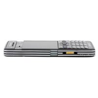 Кнопочный телефон Sony Ericsson C902