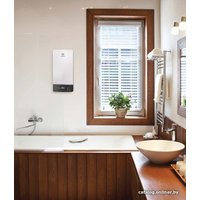 Проточный электрический водонагреватель Electrolux NPX 12-18 Sensomatic Pro