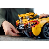 Конструктор LEGO Technic 42172 McLaren P1