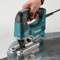 Электролобзик Makita JV0600K