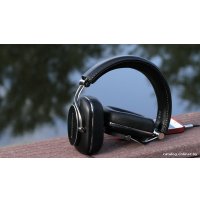 Наушники Bowers & Wilkins P7