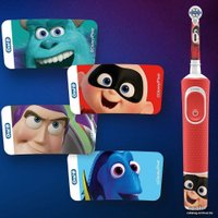 Электрическая зубная щетка Oral-B Kids Pixar D100.413.2K