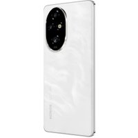 Смартфон HONOR 200 Pro 12GB/512GB международная версия (лунный белый) и смартфон HONOR X6a 6GB/128GB по акции