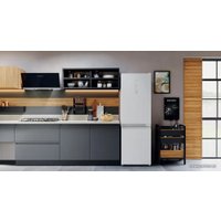 Холодильник Hotpoint HTS 5180 W