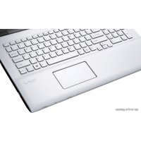 Ноутбук Sony VAIO SVE1713E1EW