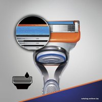 Бритвенный станок Gillette Fusion5 2 сменные кассеты 7702018874125