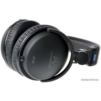 Наушники SoundMagic HP150