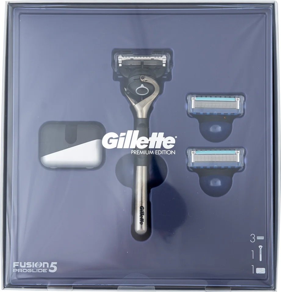 

Подарочный набор Gillette Fusion5 Proglide 3 сменные кассеты + подставка