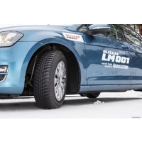 Зимние шины Bridgestone Blizzak LM001 205/55R16 91H (run-flat)