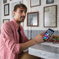 Телефон Microsoft Lumia 640 XL Dual SIM White