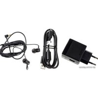 Телефон Sony Xperia P LT22i