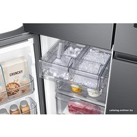 Четырёхдверный холодильник Samsung RF65A977FSG/EF