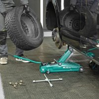 Подкатной домкрат СибрТех 50838 3т