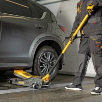 Подкатной домкрат Denzel 51251 3.8т