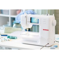 Компьютерная швейная машина Bernina B335 new