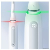 Электрическая зубная щетка Oral-B iO Series 4 IOG4.1A6.0 (белый)