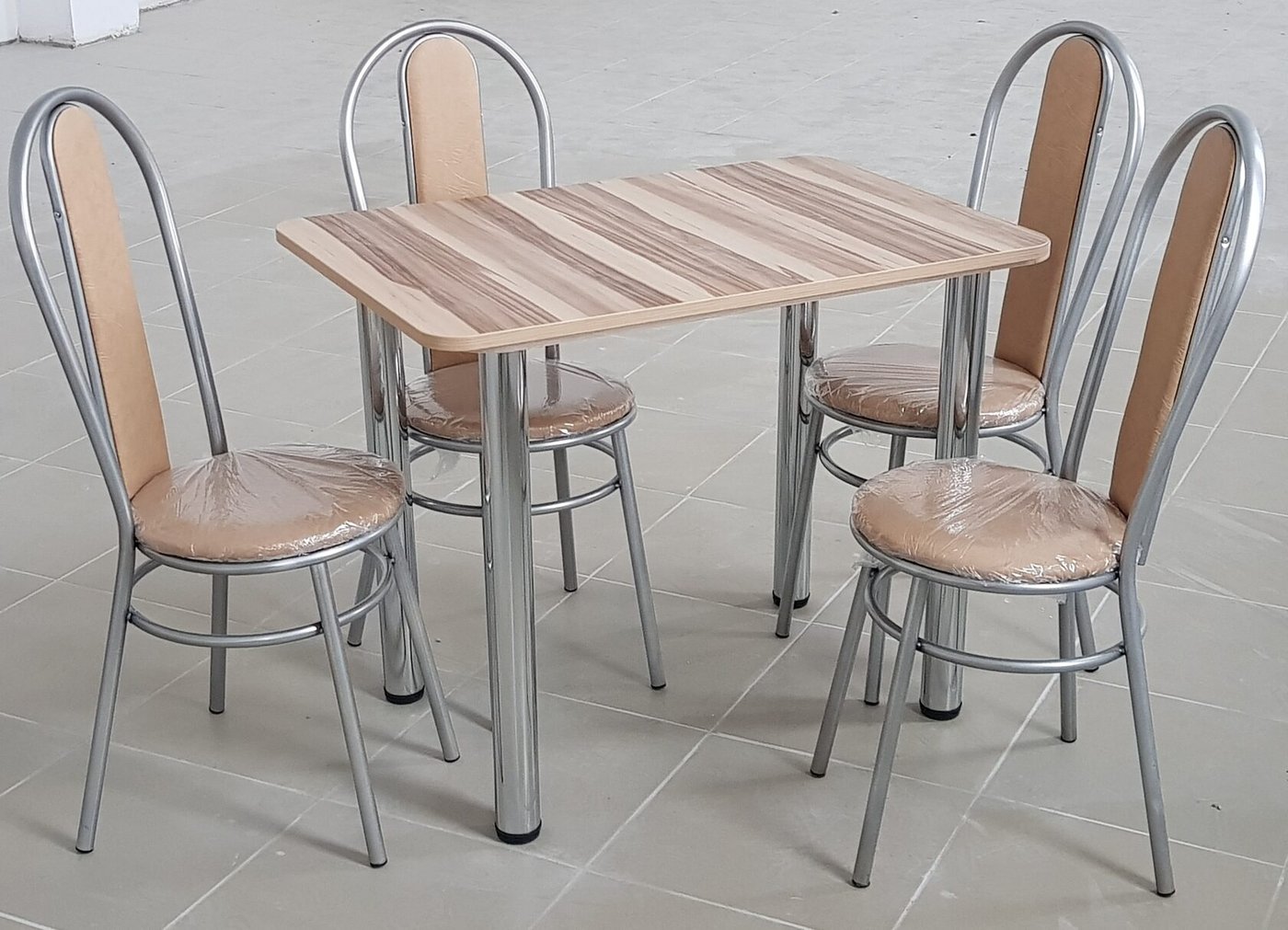 

Обеденная группа Табуретоф стол и 4 стула (Капучино/Серебро, ст. 90x60 см, Капучино-серый)