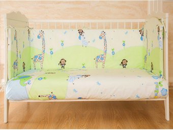 Бампер в кроватку Pituso Зоопарк. Классика КТ-115/к/Б (бежевый/салатовый)