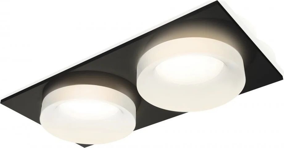

Точечный светильник Ambrella light XC7636044 SBK/FR
