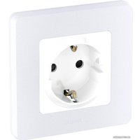 Розетка Legrand Inspiria 673730