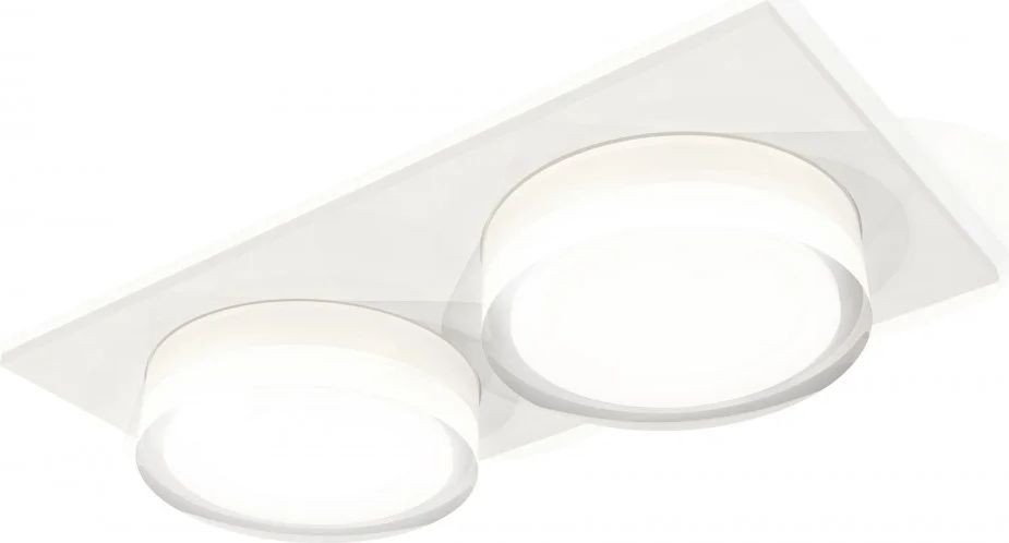 

Точечный светильник Ambrella light XC7635043 SWH/FR/CL