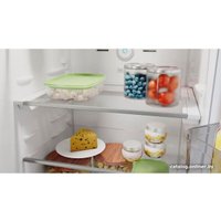 Холодильник Hotpoint HT 8201I W O3