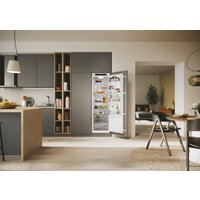 Однокамерный холодильник Candy UP Fridge 600 CML5518EVWL