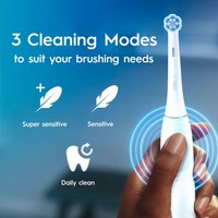 Электрическая зубная щетка Oral-B iO2 Electric Toothbrush Gentle Clean Sensitive (белый)