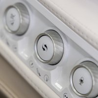 Массажное кресло iRest Duo Max (белый)