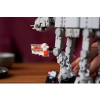 Конструктор LEGO Star Wars 75440 AT-AT среднего размера