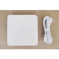 Управляемый коммутатор 2-го уровня Ubiquiti UniFi Switch Lite 16 POE