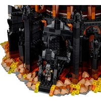 Конструктор LEGO Icons 10333 Властелин колец: Барад-Дур