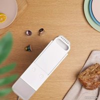 Капсульная кофеварка Xiaomi Mijia Capsule Coffee Machine S1301 (с переходником на евровилку, белый)