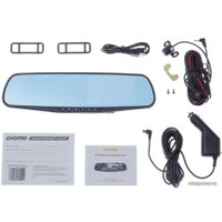 Видеорегистратор-зеркало Digma FreeDrive 303