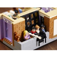 Конструктор LEGO Creator 10292 Квартиры героев сериала «Друзья»