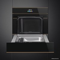Вакуумный упаковщик Smeg Dolce Stil Novo CPV615NR